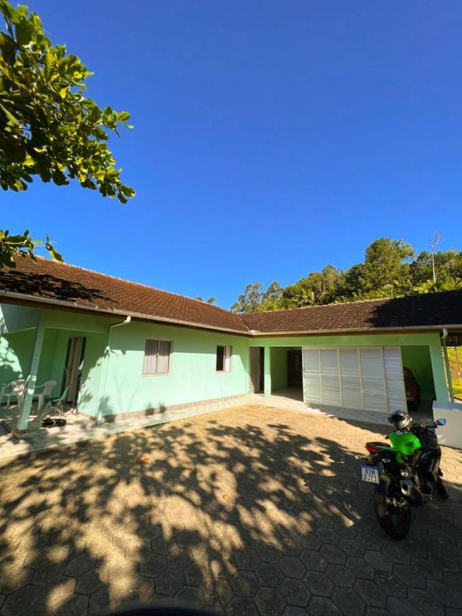 Casa Ampla Ha 8 Minutos Do Centro Villa Pomerode Eksteriør bilde