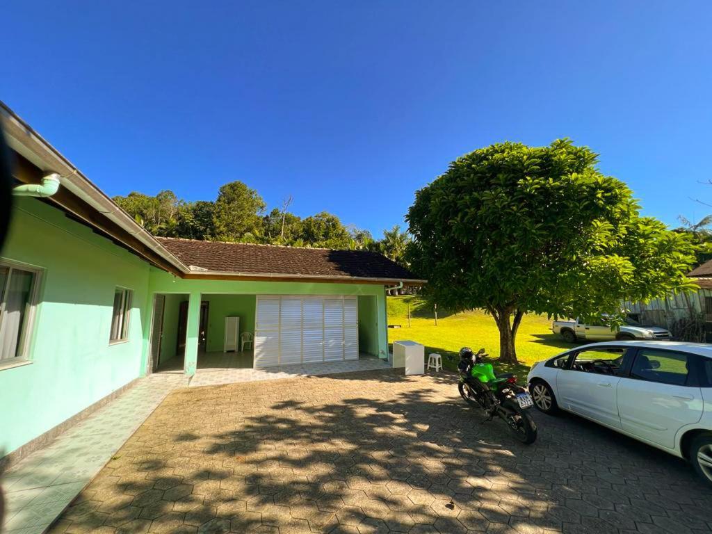 Casa Ampla Ha 8 Minutos Do Centro Villa Pomerode Eksteriør bilde